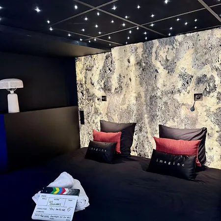 Les Coulisses - Cinema Prive & Jeu De Piste A 2 Apartament *